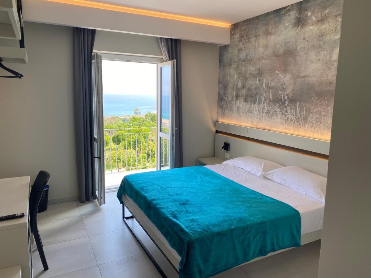 Aether Suites Tropea - Free Private Parking 外观 照片